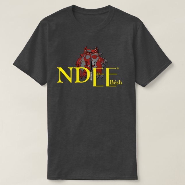 Camiseta Apache Knife® 🇺 🇸 Apache Knife® Ndee Be (Frente do Design)