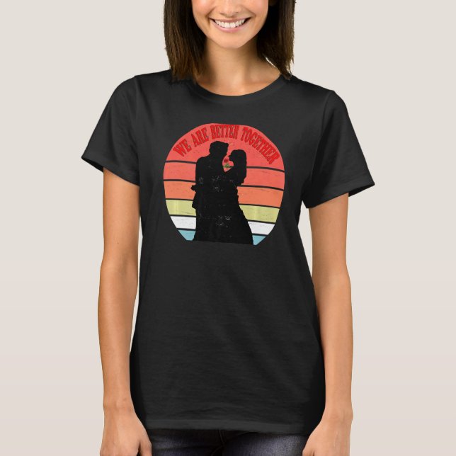 Camiseta Aparentemente somos problemáticos quando estamos m (Frente)