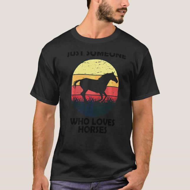Camiseta Apenas alguém que ama cavalos  5 (Frente)