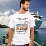 Camiseta Apenas aqui para o navio de cruzeiro Buffet<br><div class="desc">Este design pode ser personalizado na área fornecida pela alteração da foto e/ou do texto. Ou pode ser personalizado clicando em Personalizar este Modelo e, em seguida, escolhendo o clique para personalizar mais a opção e excluir ou alterar a cor do plano de fundo, adicionar texto, alterar a cor ou...</div>
