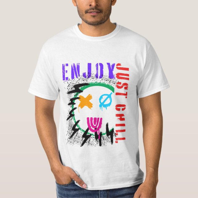 CAMISETA APENAS AS CRIANÇAS GOSTAM DE SE DIVERTIREM. (Frente)