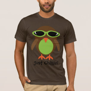 Camiseta Apenas coruja de Chillin com máscaras