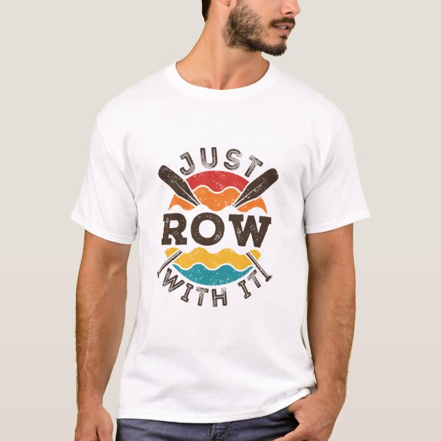 Camiseta Apenas Fila Com Um Legal Retrorreiro Removendo Os  (Frente)