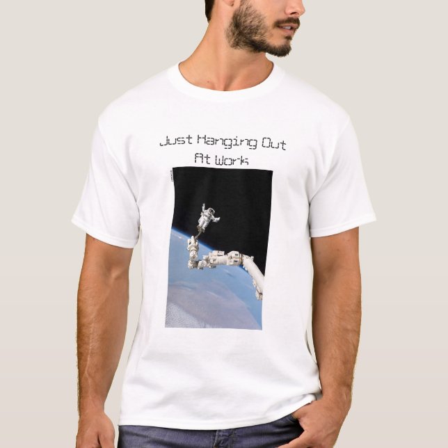 Camiseta Apenas pendurando para fora no trabalho (Frente)