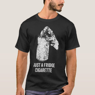 Camiseta Apenas um cigarro de geladeira Humor Vintage