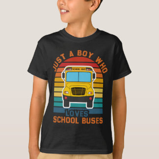 Camiseta apenas um garoto que ama ônibus escolares, School