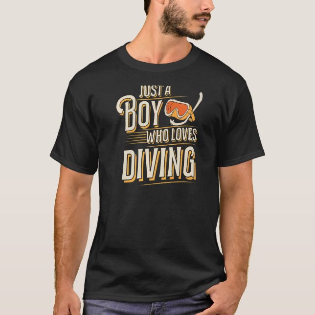Camiseta Apenas Um Menino Que Adora Mergulhar Divemaster Di (Frente)