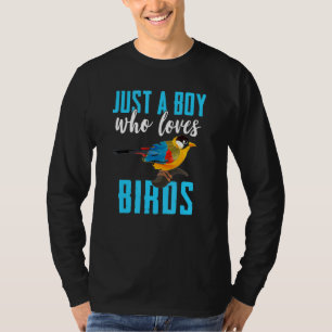 Camiseta Apenas Um Menino Que Adora Pássaros Assistindo Pás