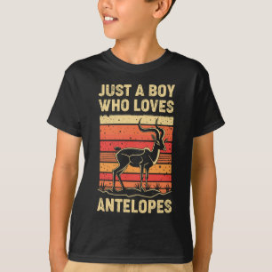 Camiseta Apenas Um Menino Que Ama Antílopes