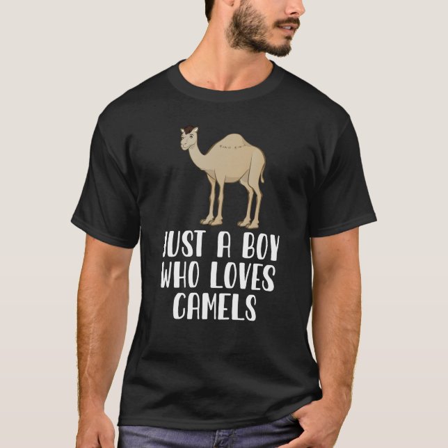 Camiseta Apenas Um Menino Que Ama Camelos (Frente)