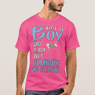 Camiseta Apenas Um Menino Que Ama Mesmo Mulheres E Dorme