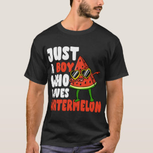 Camiseta Apenas Um Menino Que Ama Um Presente De Fruta De M