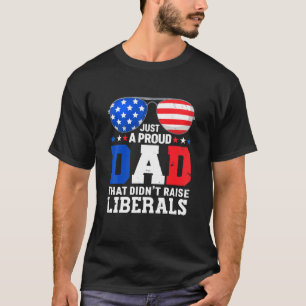 Camiseta Apenas Um Pai Orgulhoso Que Não Levantou Os Libera