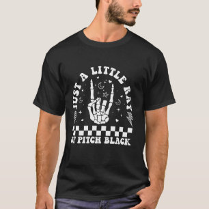 Camiseta Apenas Um Pequeno Raio Do Gótico Negro Grande Hall