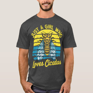 Camiseta apenas uma garota que ama cigarras