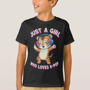 Camiseta Apenas uma Garota que Ama K-Pop Tiger
