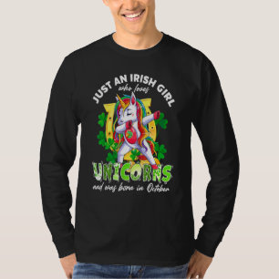 Camiseta Apenas Uma Irlandesa Que Ama Unicórnios De Santo S