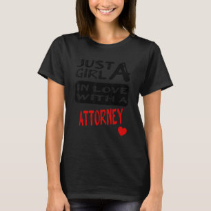 Camiseta Apenas Uma Menina Apaixonada Por Um Advogado