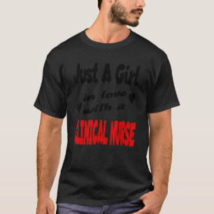 Camiseta Apenas Uma Menina Apaixonada Por Uma Enfermeira Cl