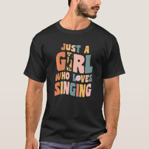 Camiseta Apenas Uma Menina Que Adora Cantar Cantando Citar