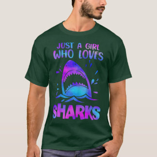 Camiseta APENAS UMA MENINA QUE ADORA SHARKS Excelente Shark
