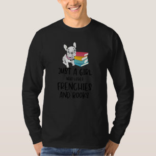Camiseta Apenas Uma Menina Que Ama Franceses E Livros Cacho