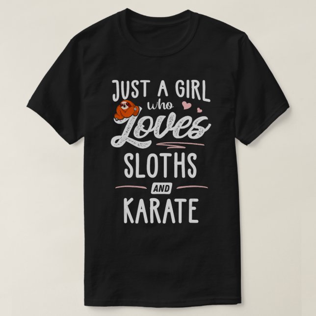 Camiseta Apenas Uma Menina Que Ama Lixeira E Karate Dando L (Frente do Design)