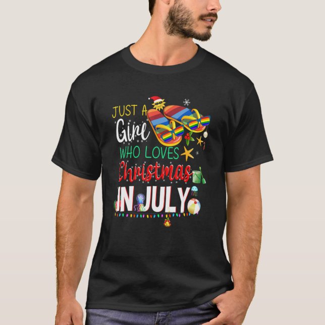 Camiseta Apenas Uma Menina Que Ama O Natal Em Chinelos De J (Frente)