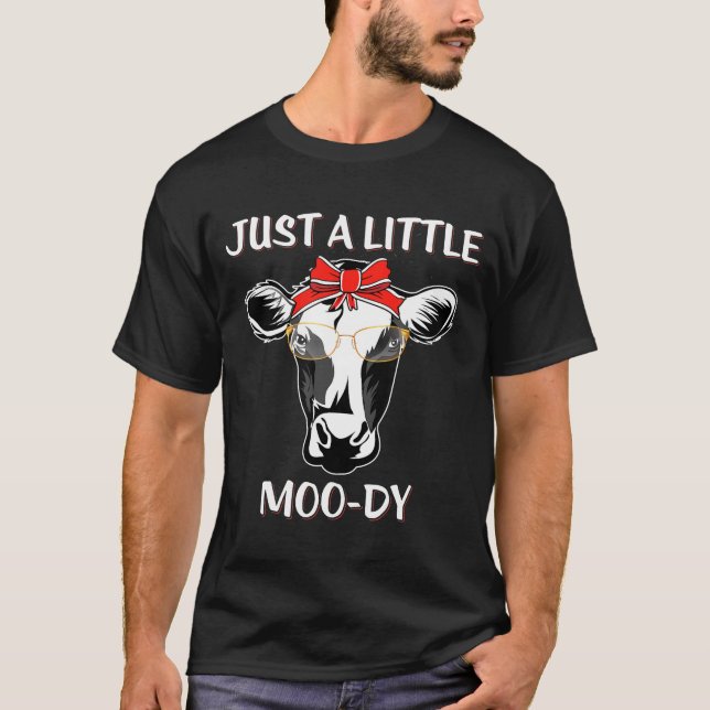Camiseta Apenas Uma Pequena Vaca Engraçada. (Frente)