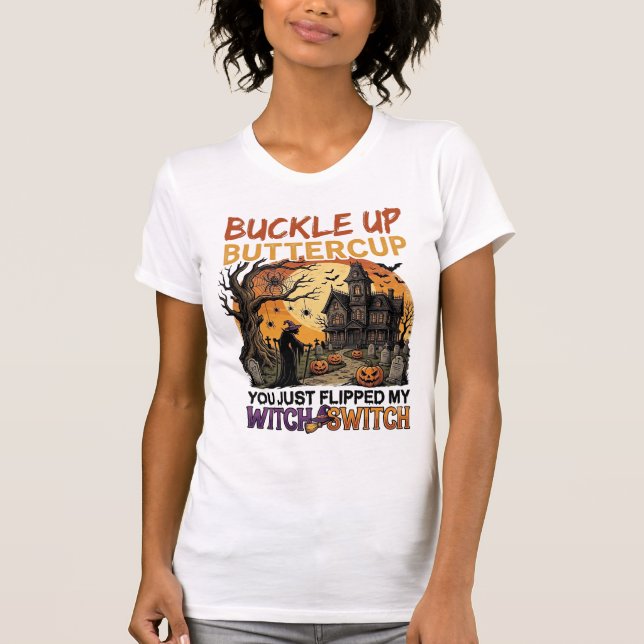 Camiseta Aperte O Cinto Borboleta Bruxa Interruptor Hallowe (Frente)