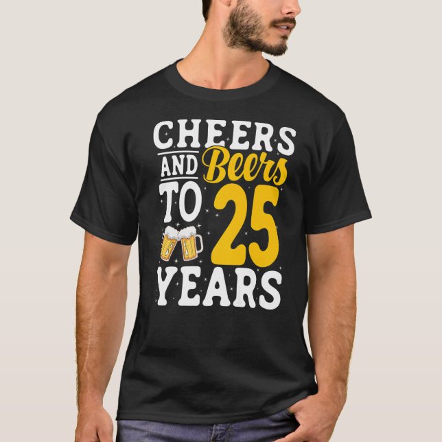 Camiseta Aplausos e cervejas até 25 anos antes do Bebendo 2 (Frente)