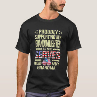 Camiseta Apoie A Minha neta Como Ela Serve O Exército Orgul