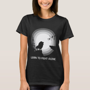 Camiseta Aprenda a Lutar Sozinho – Leão sob Luz da Lua