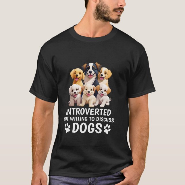 Camiseta Apresentado Mas Disposto A Discutir Cachorros Engr (Frente)