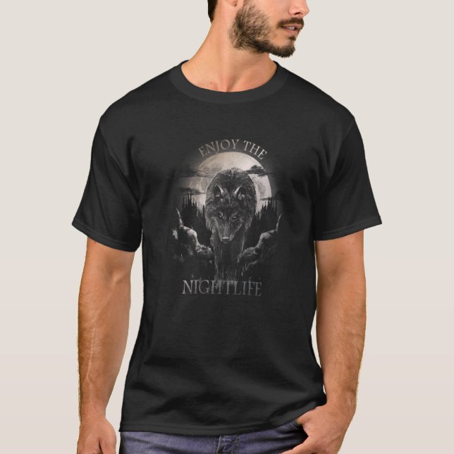 Camiseta Aproveite a Noite Eu Lua de Lobo Premium (Frente)