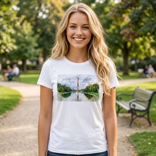 Camiseta Aquarela do Monumento a Washington com Reflexo (Washington Monument Watercolor with Reflection. Women Basic White T-Shirt)