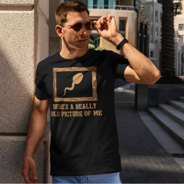 Camiseta Aqui está uma imagem muito antiga de mim (Criador carregado)