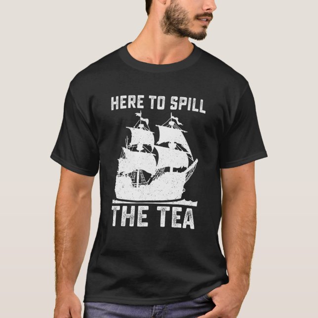 Camiseta Aqui para Derramar do Tea Engraçado 4 de julho Pat (Frente)