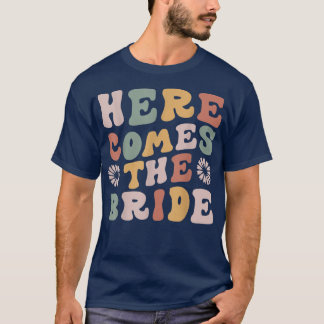 Camiseta Aqui Vem a Noiva Aliança do Noivo Porta-flores