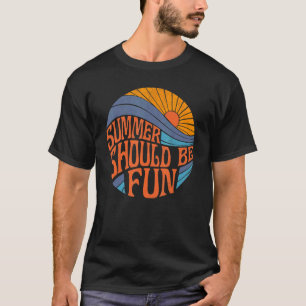 Camiseta Aqui Vem A Viagem Da Praia Da Volta Da Sun, Vintag