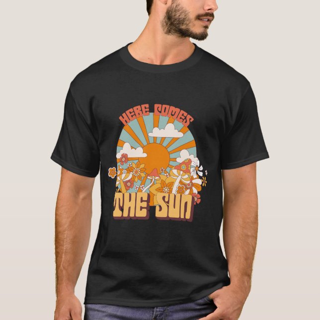 Camiseta Aqui vem o Design de retrorreflector do Sol (Frente)