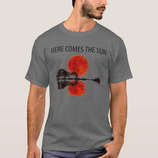 Camiseta Aqui Vem O Sol