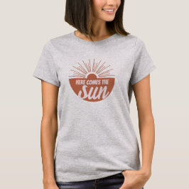 Camiseta Aqui vem o sol