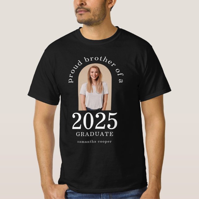 Camiseta Arch Photo Proud Brother do Formando 2023 (Frente)
