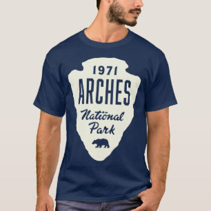 Camiseta Arches National Park Bear Arrohead Tan