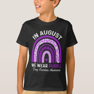 Camiseta Arco-Íris em agosto Vestimos overdose de drogas pú