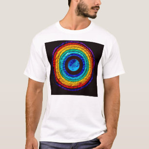 Camiseta Arco-íris em torno da terra