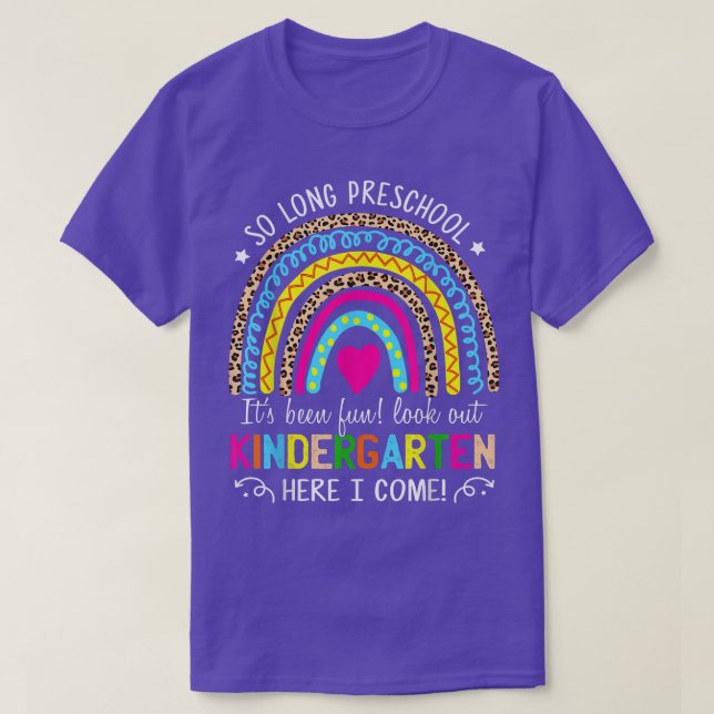 Camiseta Arco-Íris Tão Longo, Pré-Escolas Cuidem Do Jardim  (Frente do Design)