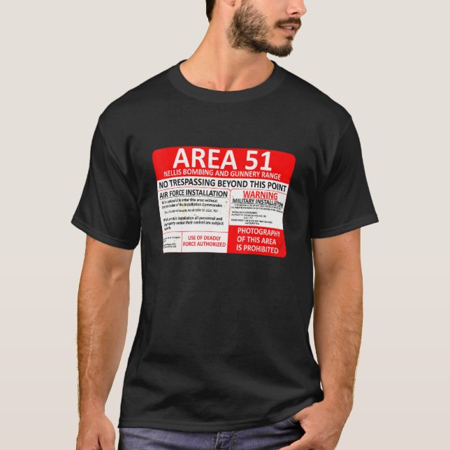 Camiseta Área 51 Sinalização Militar Falsa (Frente)