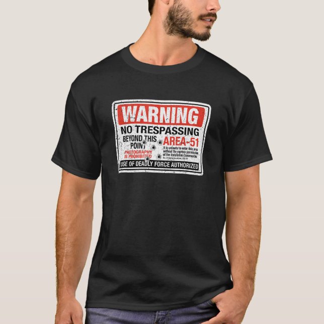 Camiseta Area 51 Warning Sign Extraterrestrial Highway Neva (Frente)